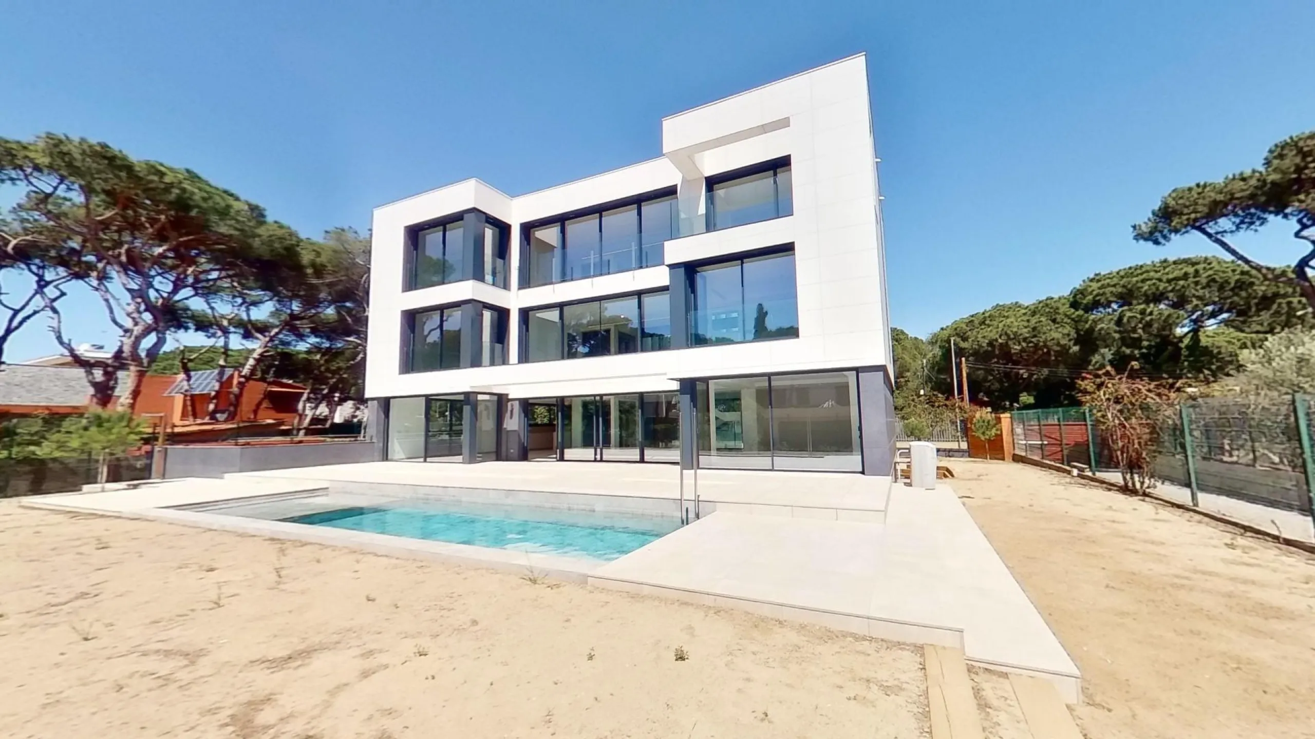 Exclusive Luxury Villa with Pool in Gava Mar, Barcelona