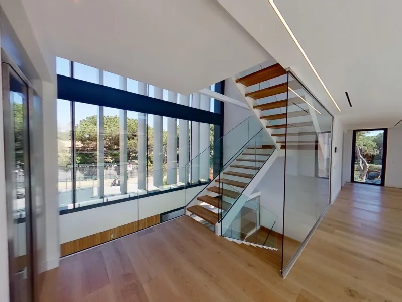 Exclusive Luxury Villa with Pool in Gava Mar, Barcelona