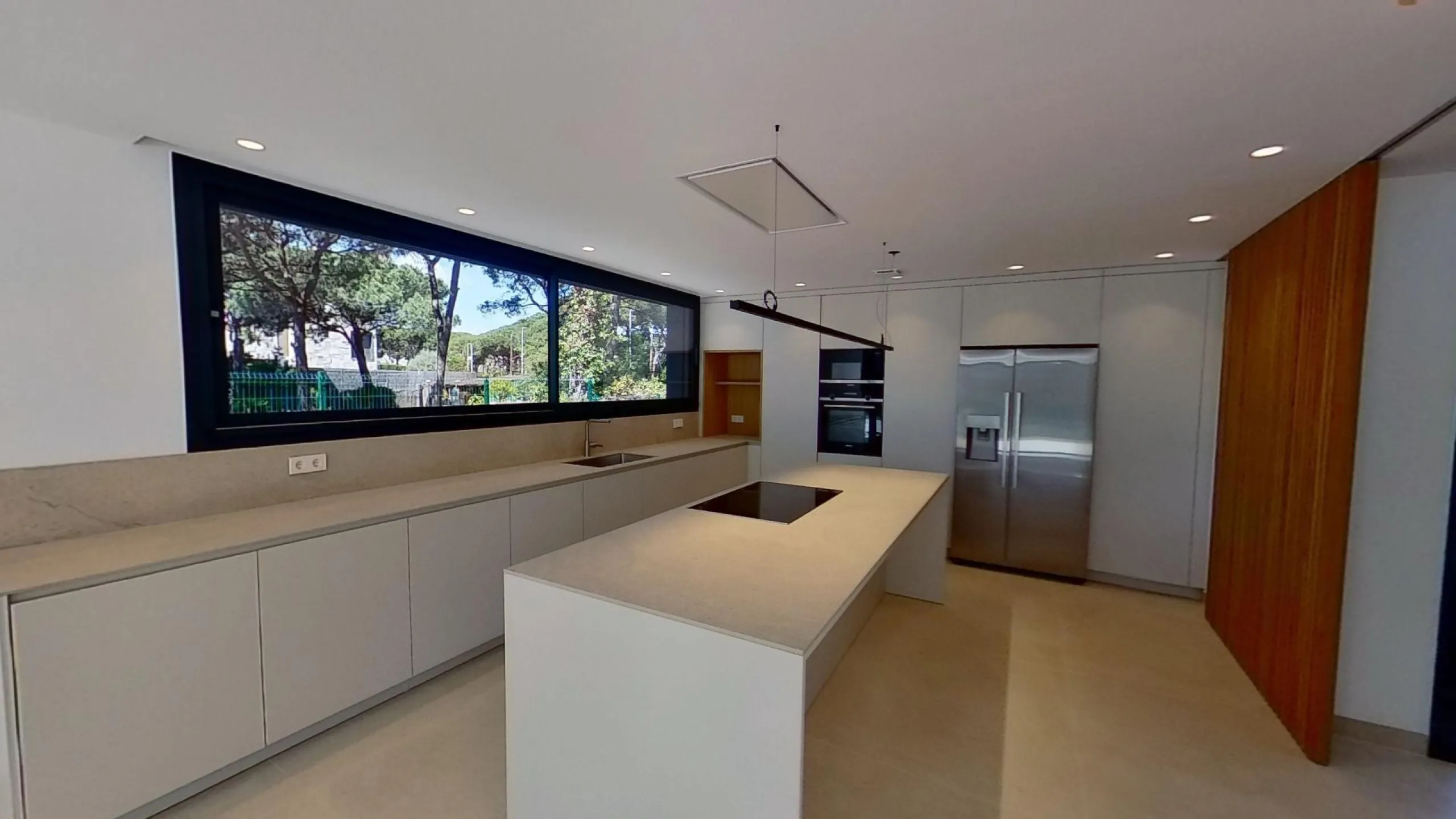 Exclusive Luxury Villa with Pool in Gava Mar, Barcelona