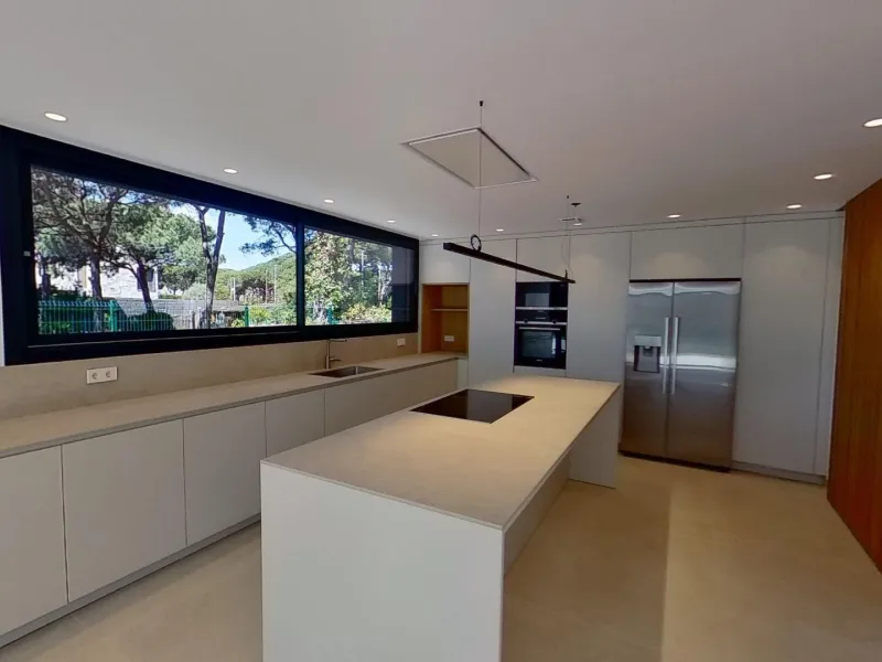 Exclusive Luxury Villa with Pool in Gava Mar, Barcelona