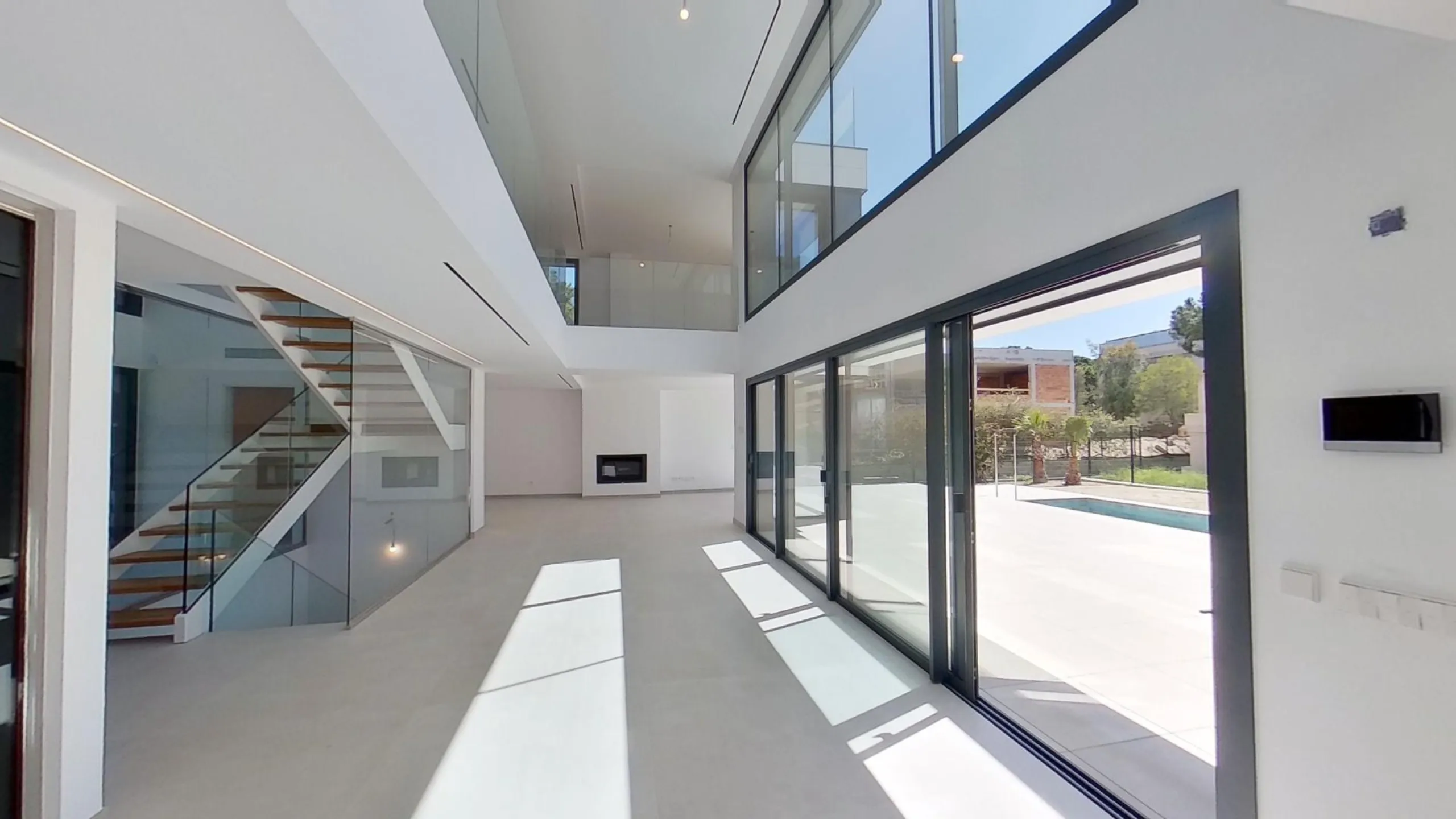 Exclusive Luxury Villa with Pool in Gava Mar, Barcelona