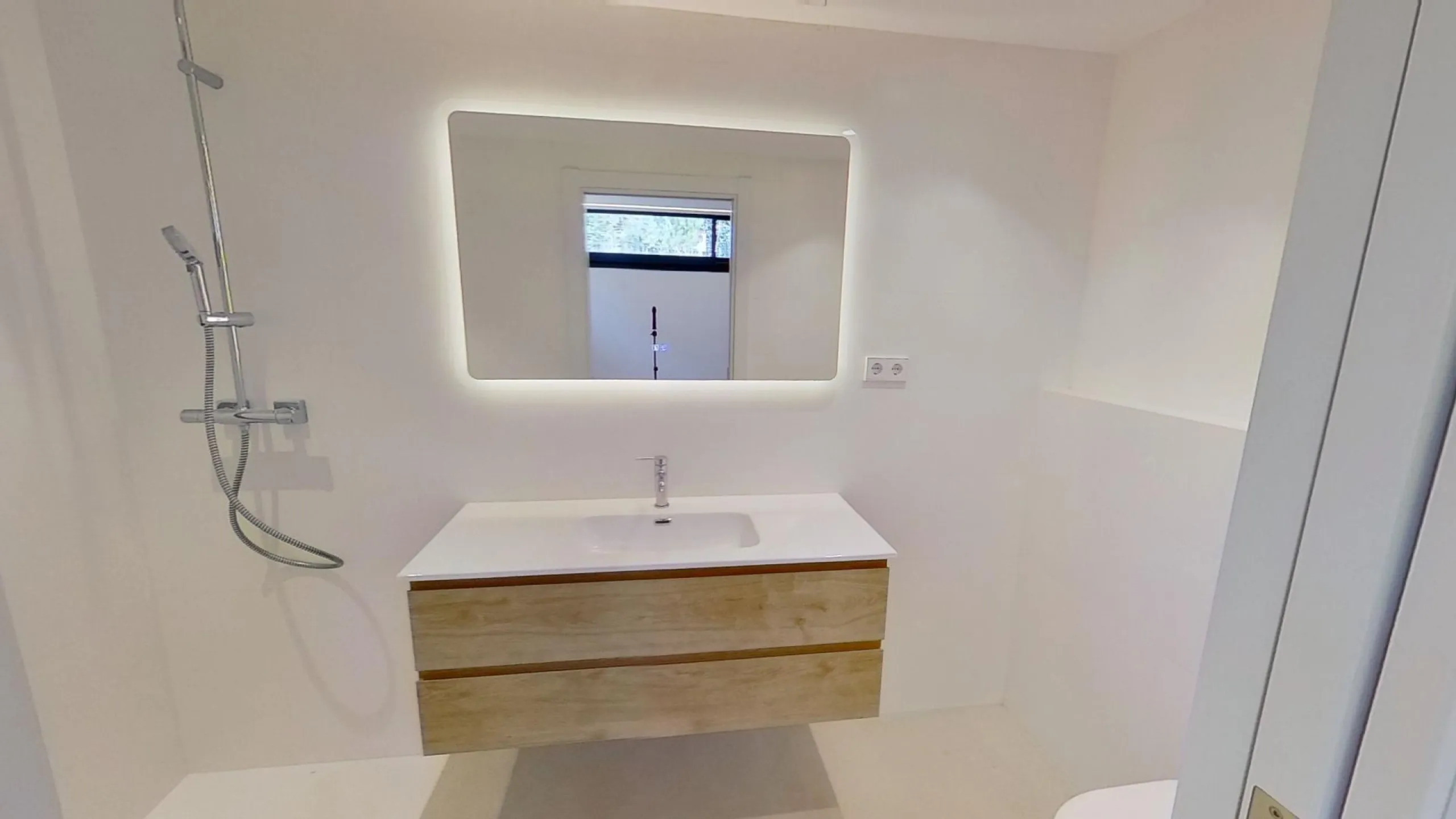 Exclusive Luxury Villa with Pool in Gava Mar, Barcelona