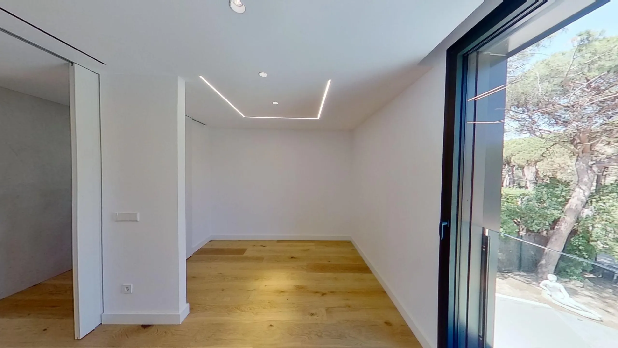 Exclusive Luxury Villa with Pool in Gava Mar, Barcelona