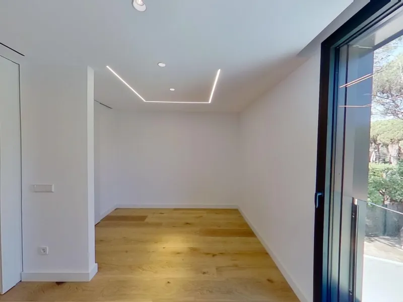 Exclusive Luxury Villa with Pool in Gava Mar, Barcelona