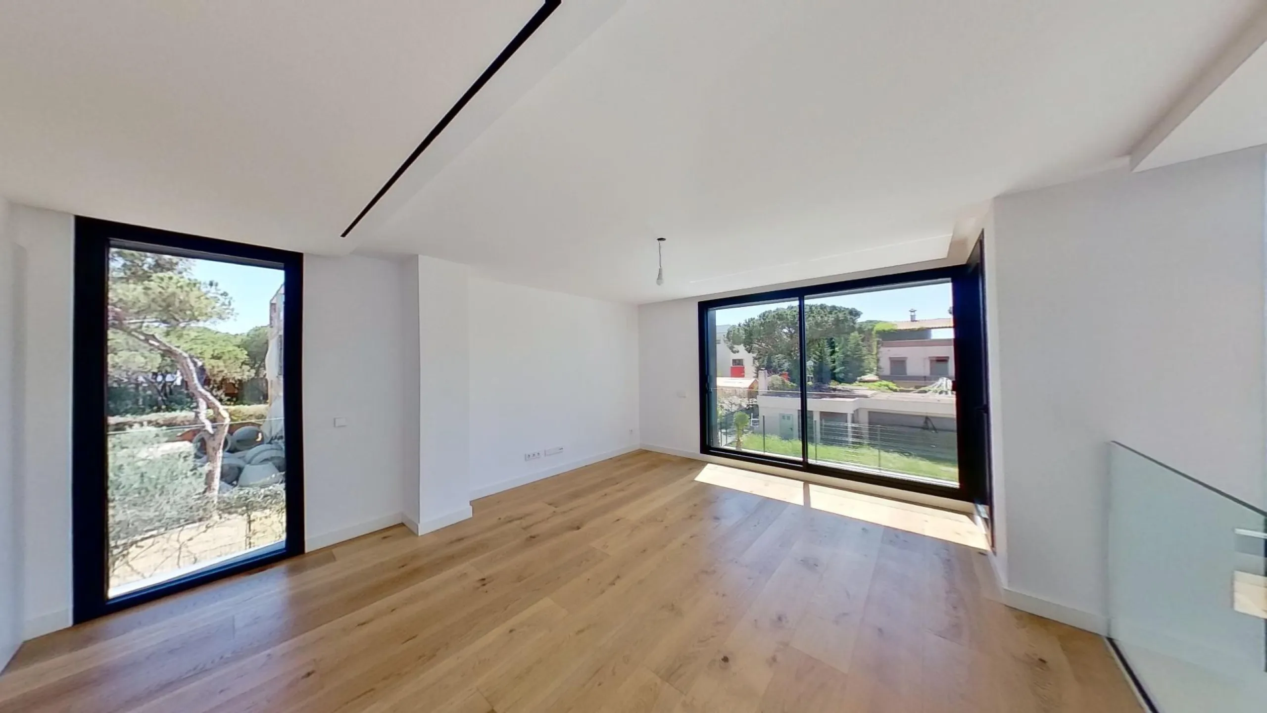 Exclusive Luxury Villa with Pool in Gava Mar, Barcelona