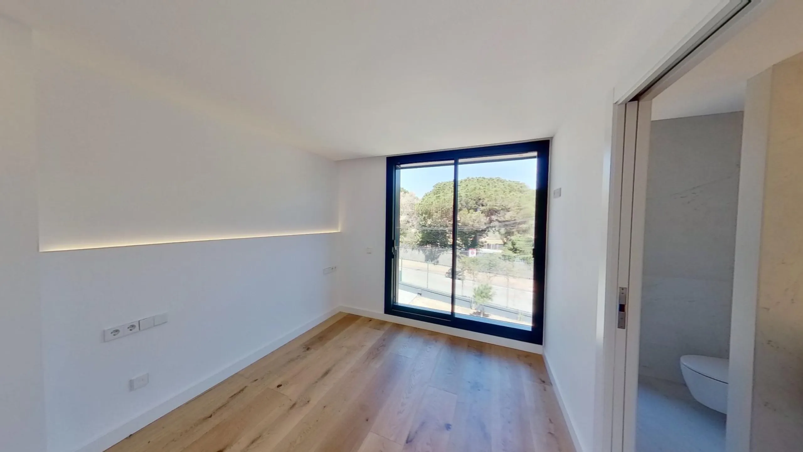 Exclusive Luxury Villa with Pool in Gava Mar, Barcelona
