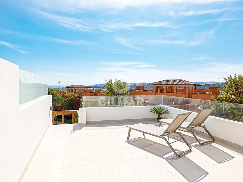 Penthouse in Casares - Málaga