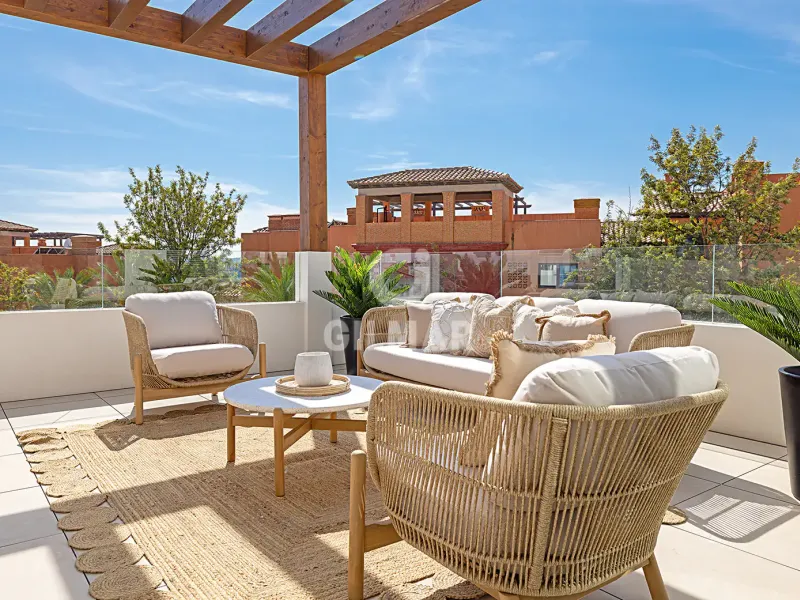 Penthouse in Casares - Málaga
