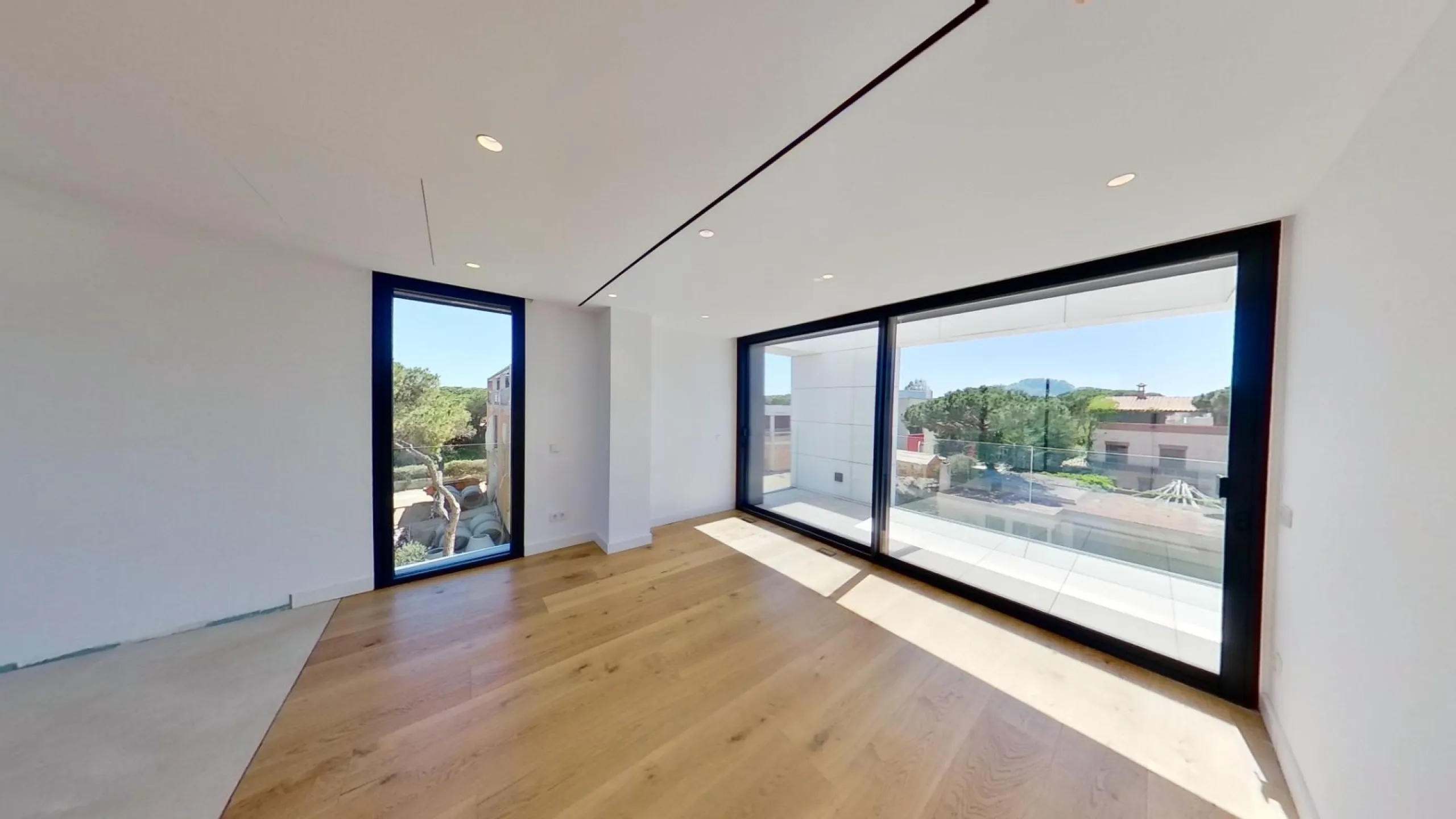 Exclusive Luxury Villa with Pool in Gava Mar, Barcelona