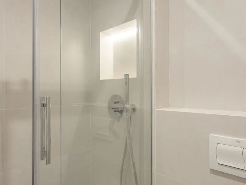 Apartamento renovado con encanto histórico en Poble Sec, Barcelona