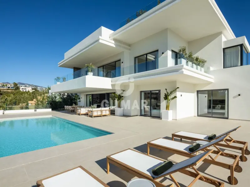 Villa in Estepona Este - Málaga