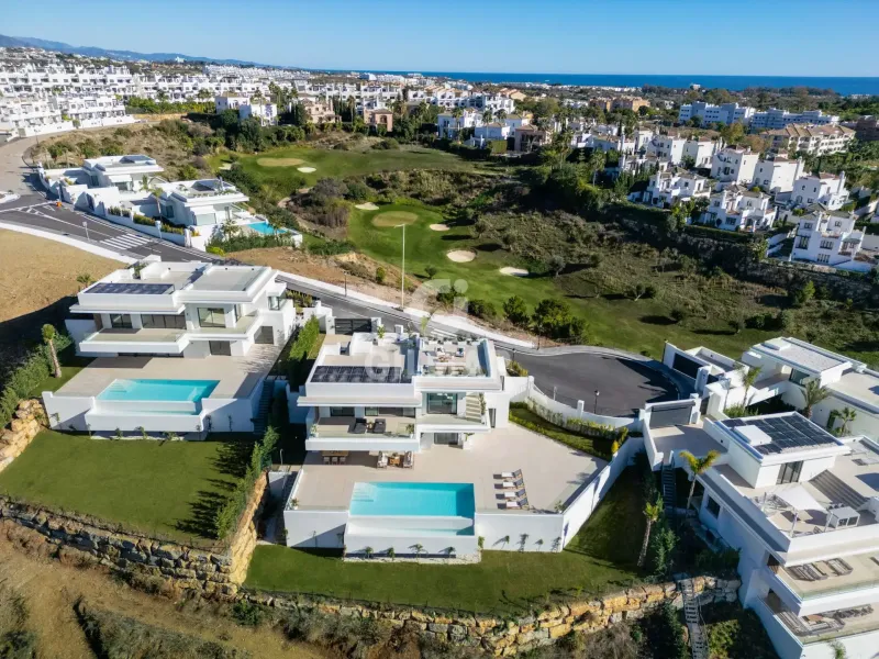 Villa in Estepona Este - Málaga