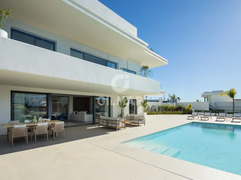 Villa in Estepona Este - Málaga