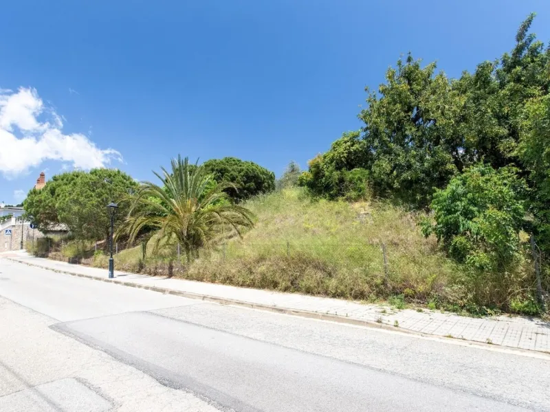 Exclusiva parcela en el centro de Sant Vicenc de Montalt, Barcelona