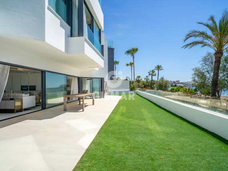 Chalet Adosado en Estepona Oeste - Málaga