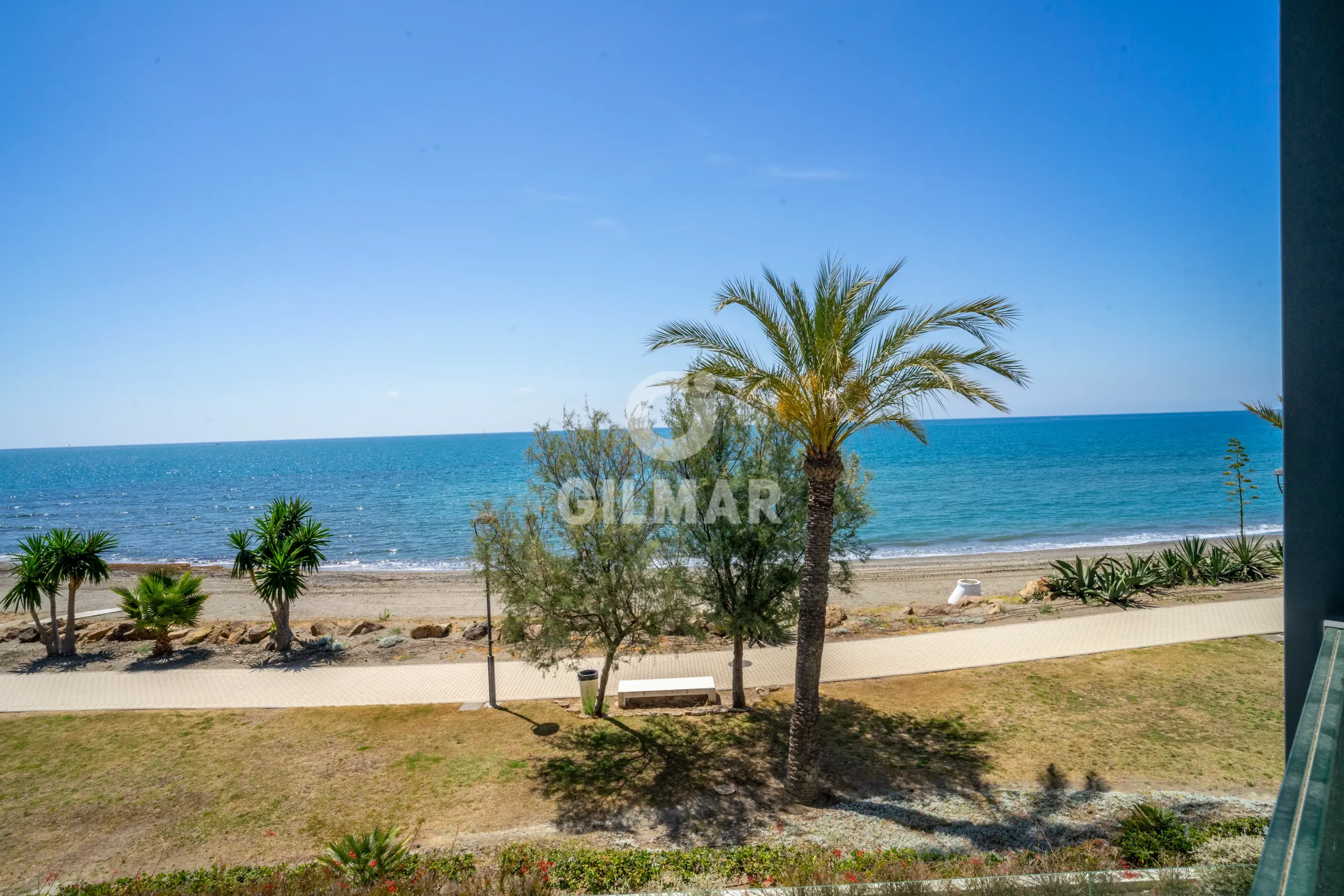 Chalet Adosado en Estepona Oeste - Málaga