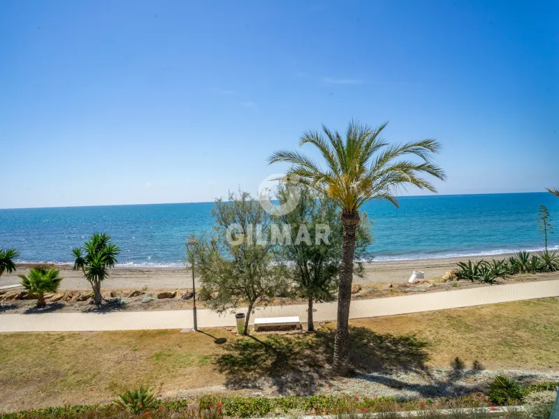 Chalet Adosado en Estepona Oeste - Málaga
