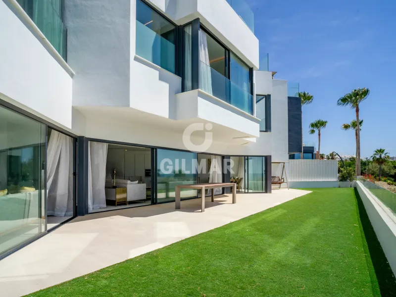 Chalet Adosado en Estepona Oeste - Málaga