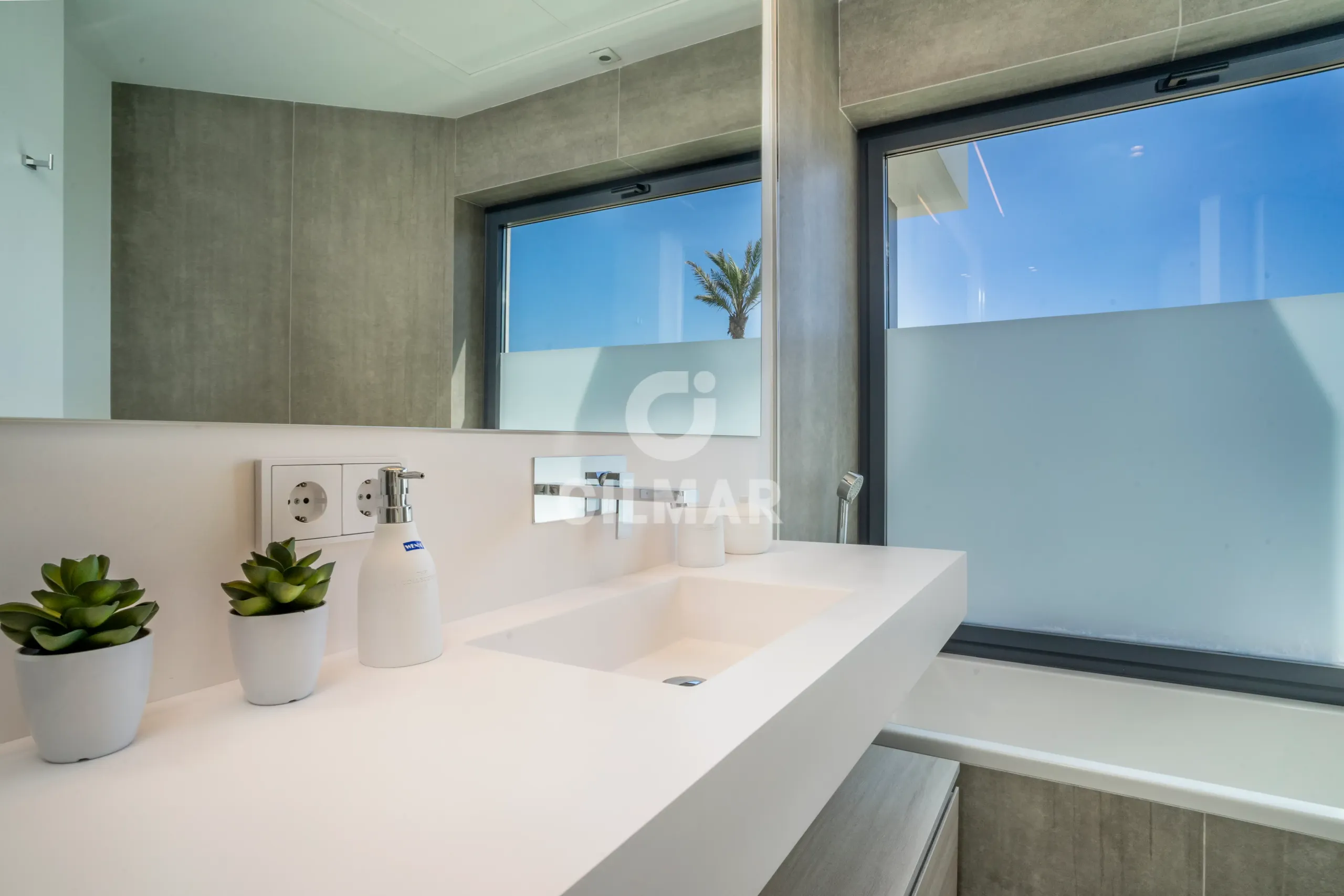 Chalet Adosado en Estepona Oeste - Málaga