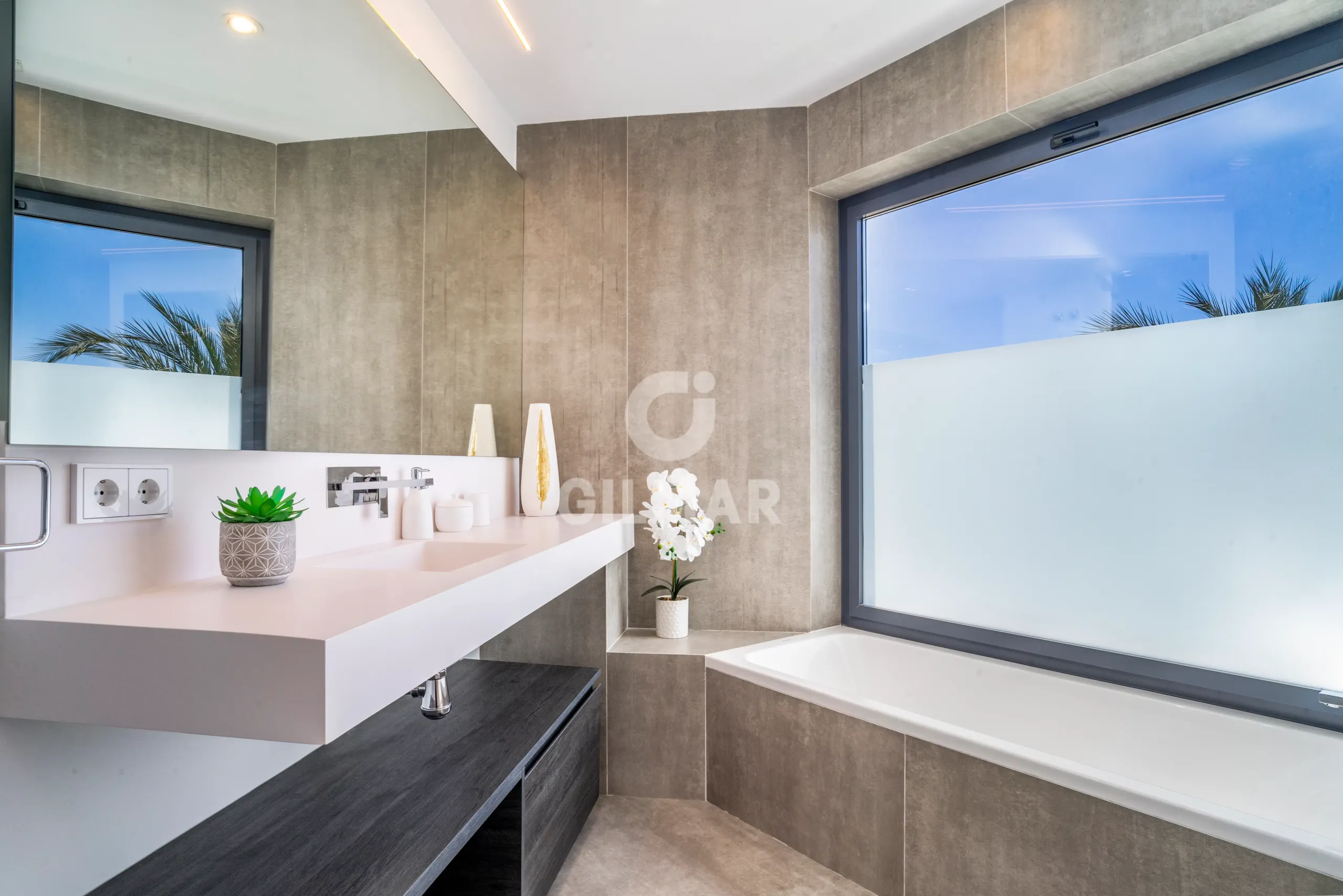 Chalet Adosado en Estepona Oeste - Málaga