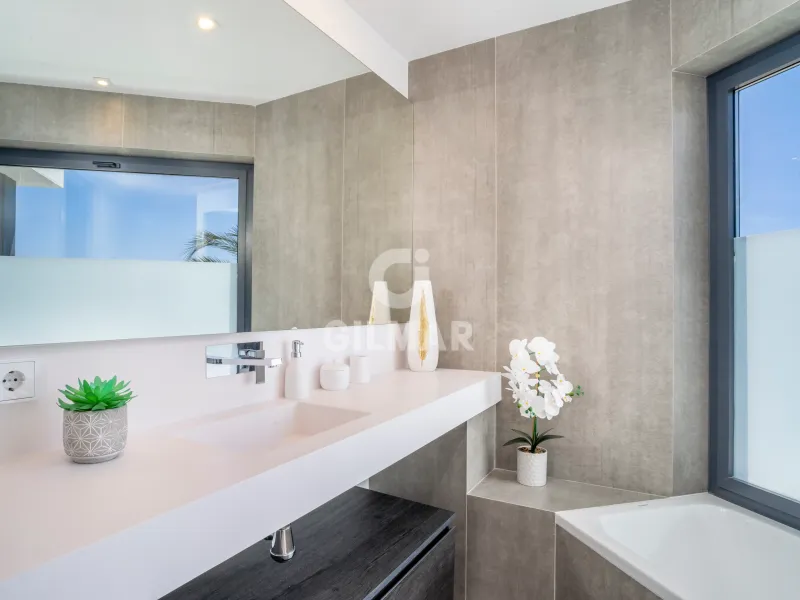 Chalet Adosado en Estepona Oeste - Málaga