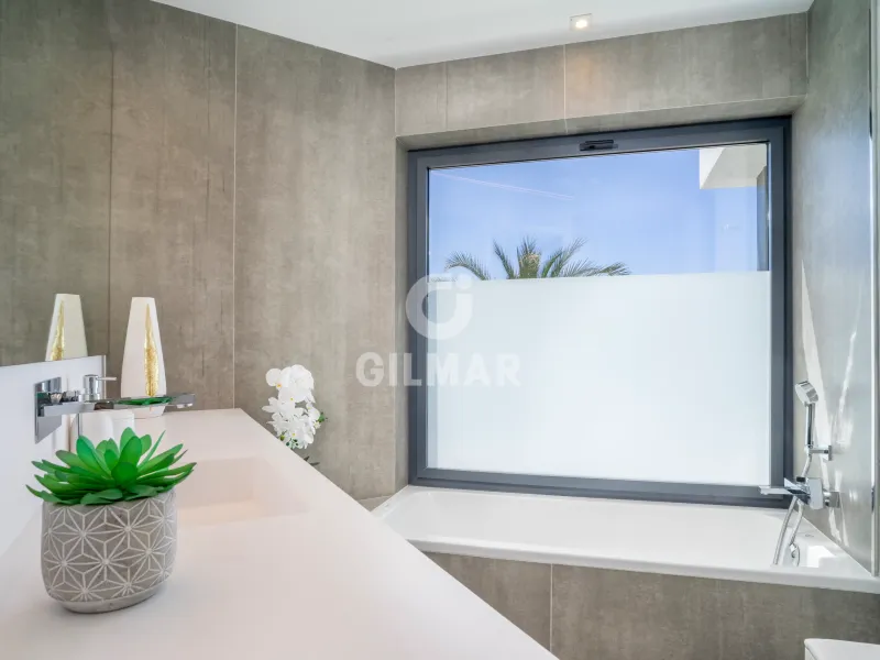 Chalet Adosado en Estepona Oeste - Málaga