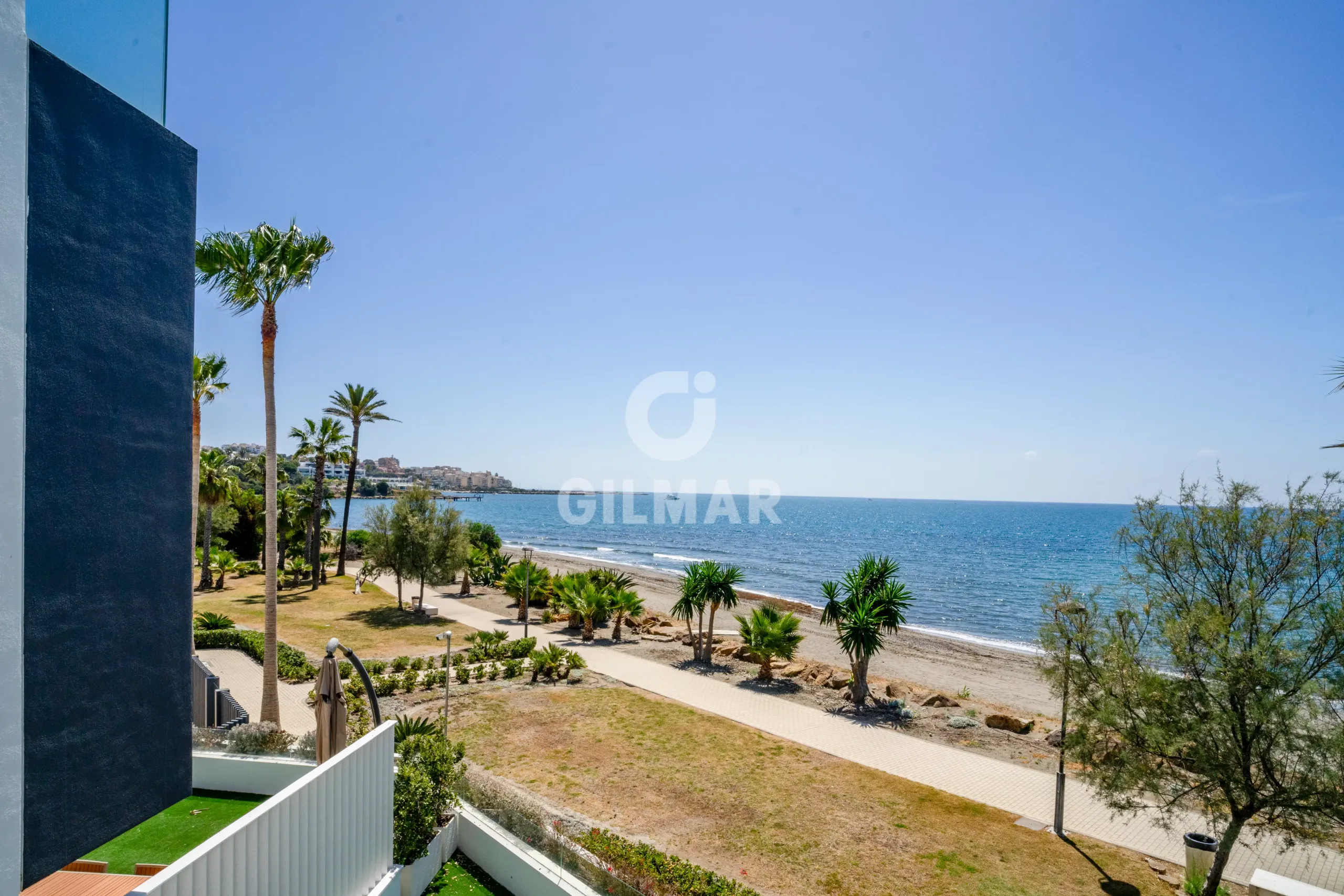 Chalet Adosado en Estepona Oeste - Málaga