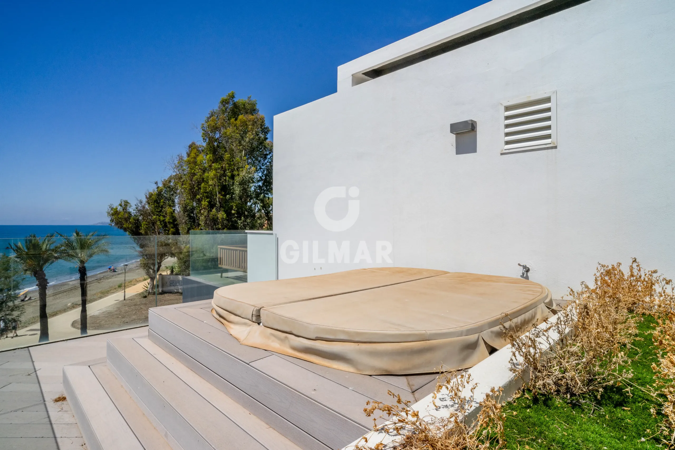 Chalet Adosado en Estepona Oeste - Málaga