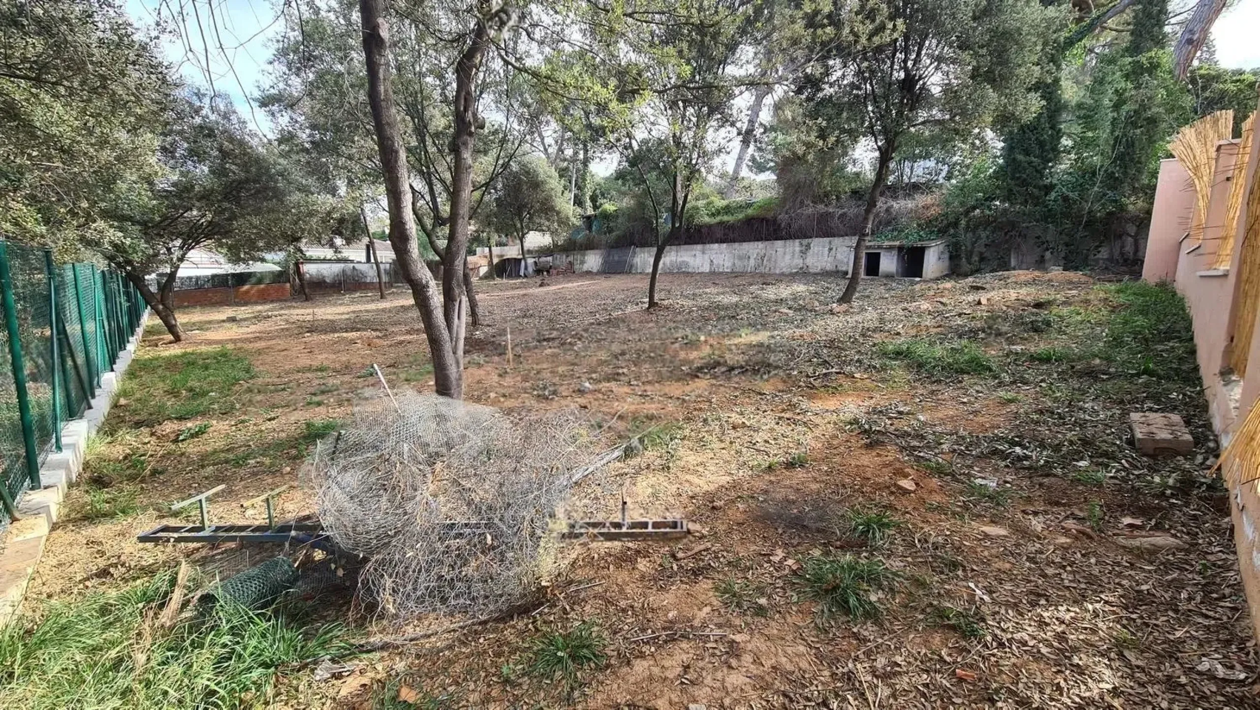 Magnífico terreno exclusivo en la mejor zona de Valldoreix, Barcelona