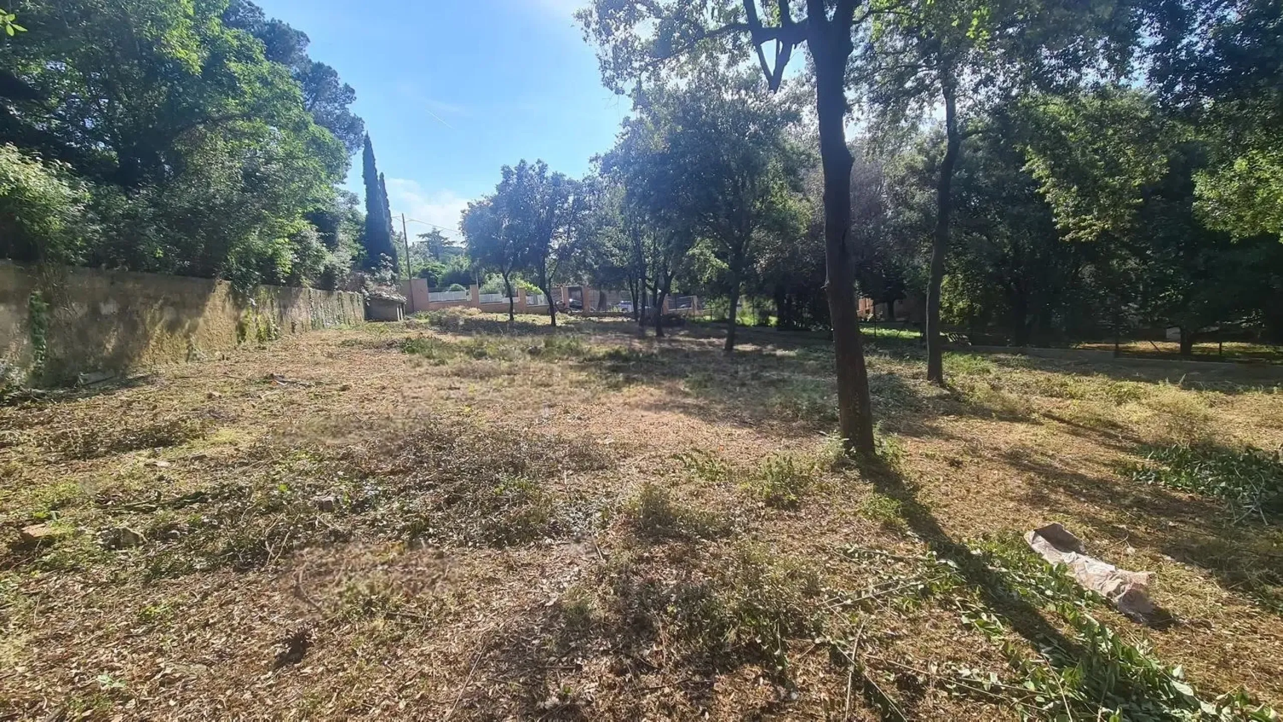 Magnífico terreno exclusivo en la mejor zona de Valldoreix, Barcelona
