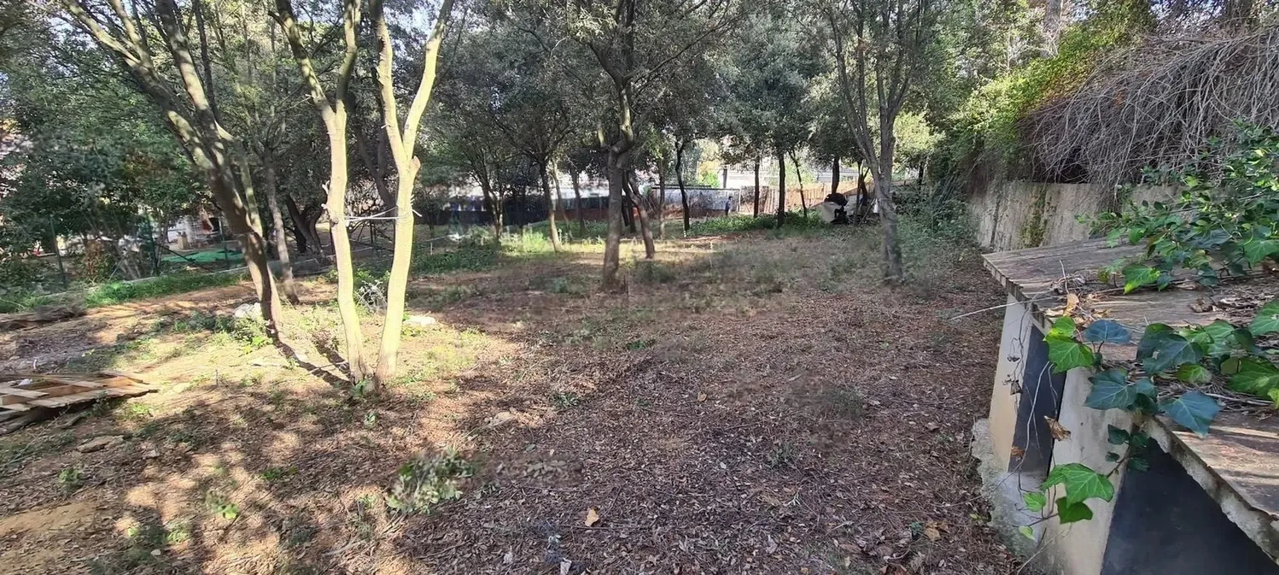 Magnífico terreno exclusivo en la mejor zona de Valldoreix, Barcelona