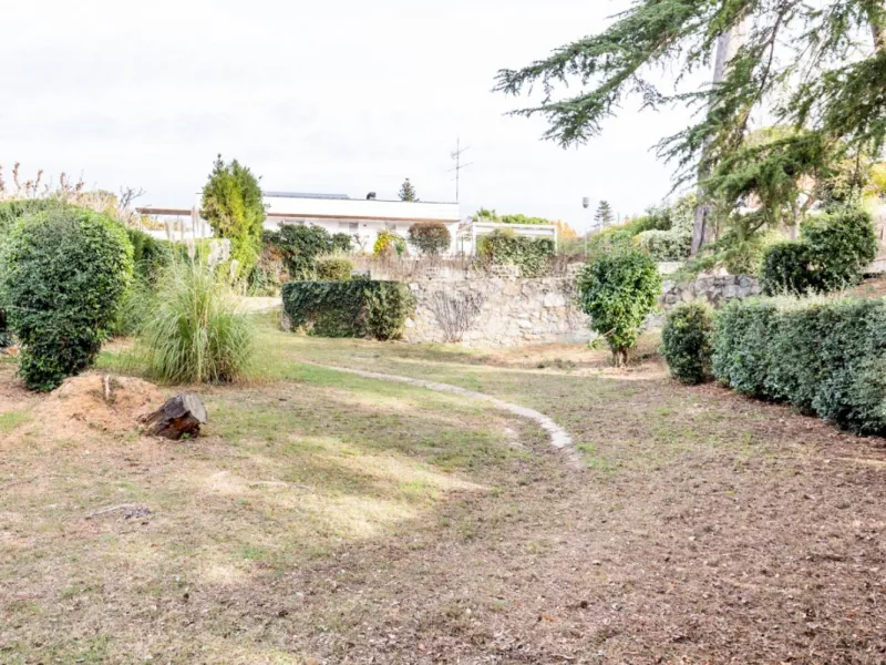 Terreno exclusivo con gran potencial en Valldoreix, Barcelona