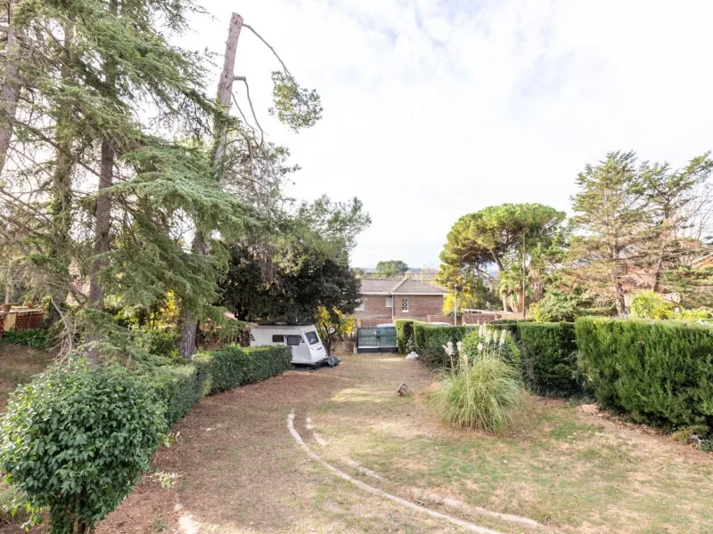 Terreno exclusivo con gran potencial en Valldoreix, Barcelona