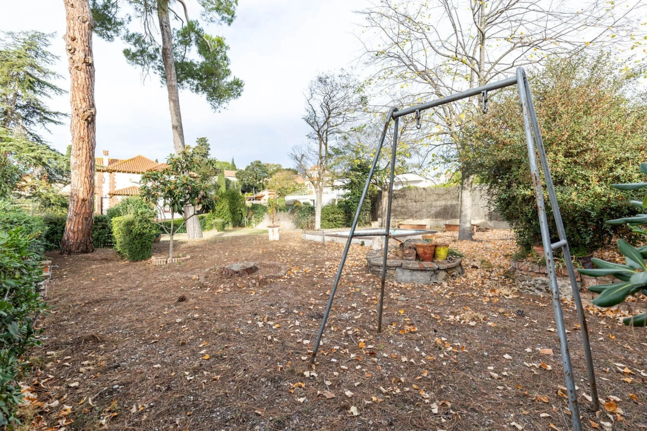 Terreno exclusivo con gran potencial en Valldoreix, Barcelona