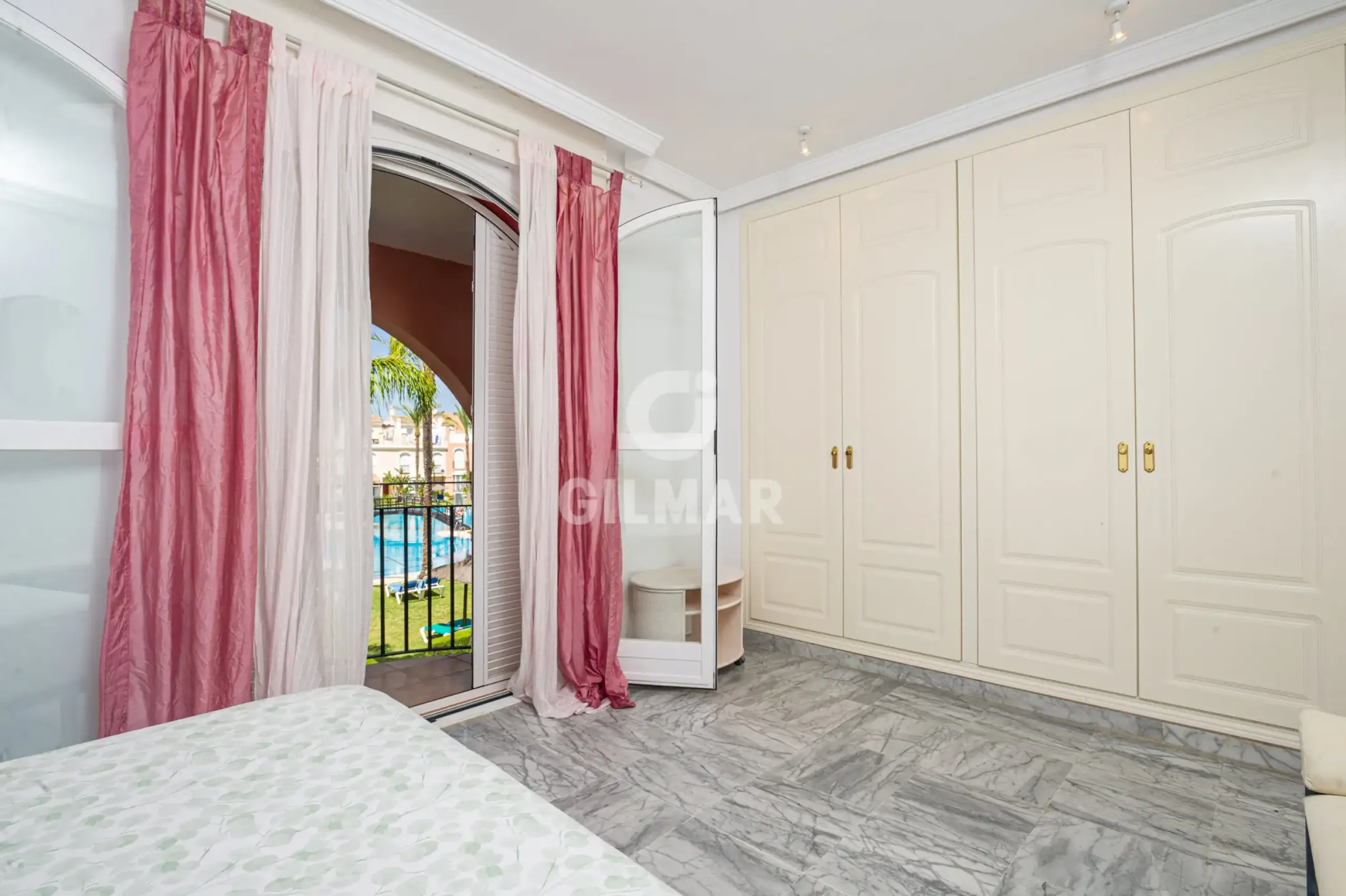 Townhouse in Marbella Este - Málaga