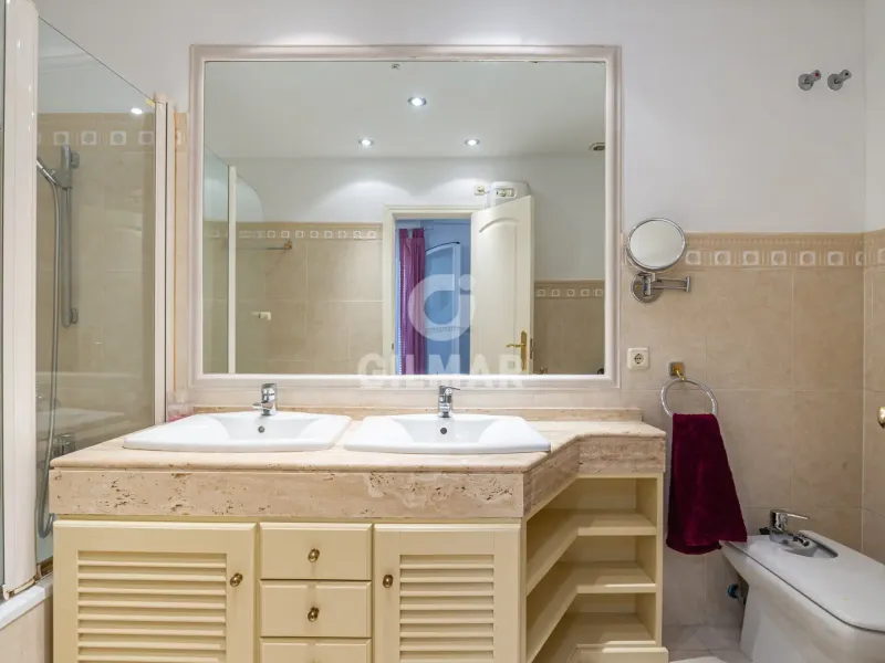 Townhouse in Marbella Este - Málaga