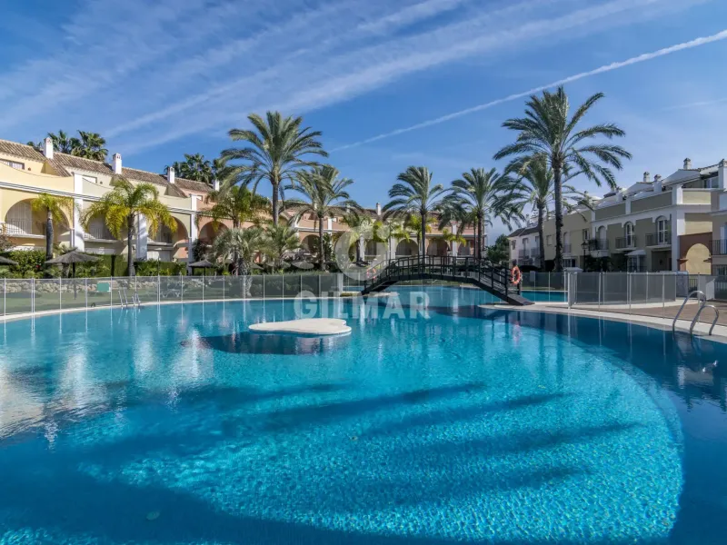 Townhouse in Marbella Este - Málaga