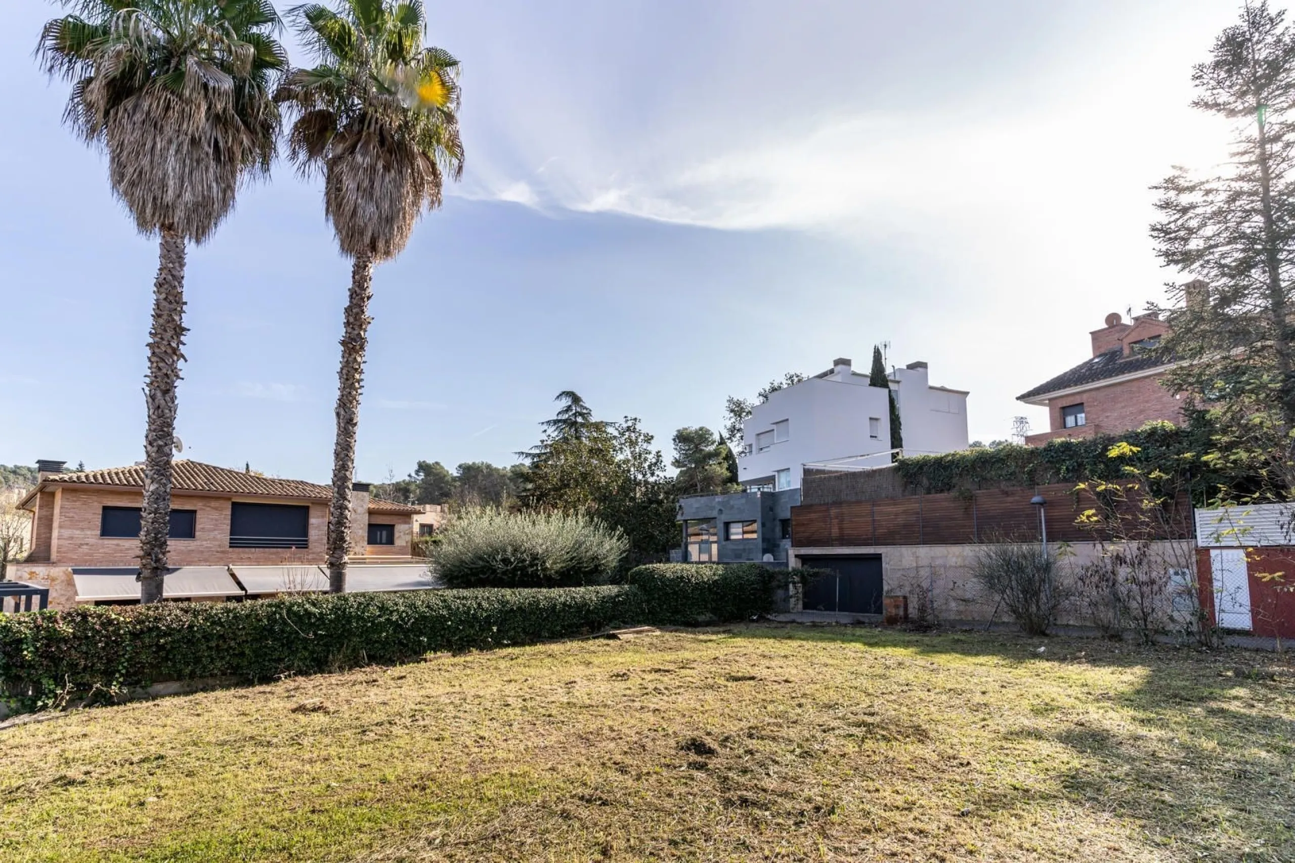 Parcela exclusiva en Can Trabal para proyecto de lujo, Barcelona