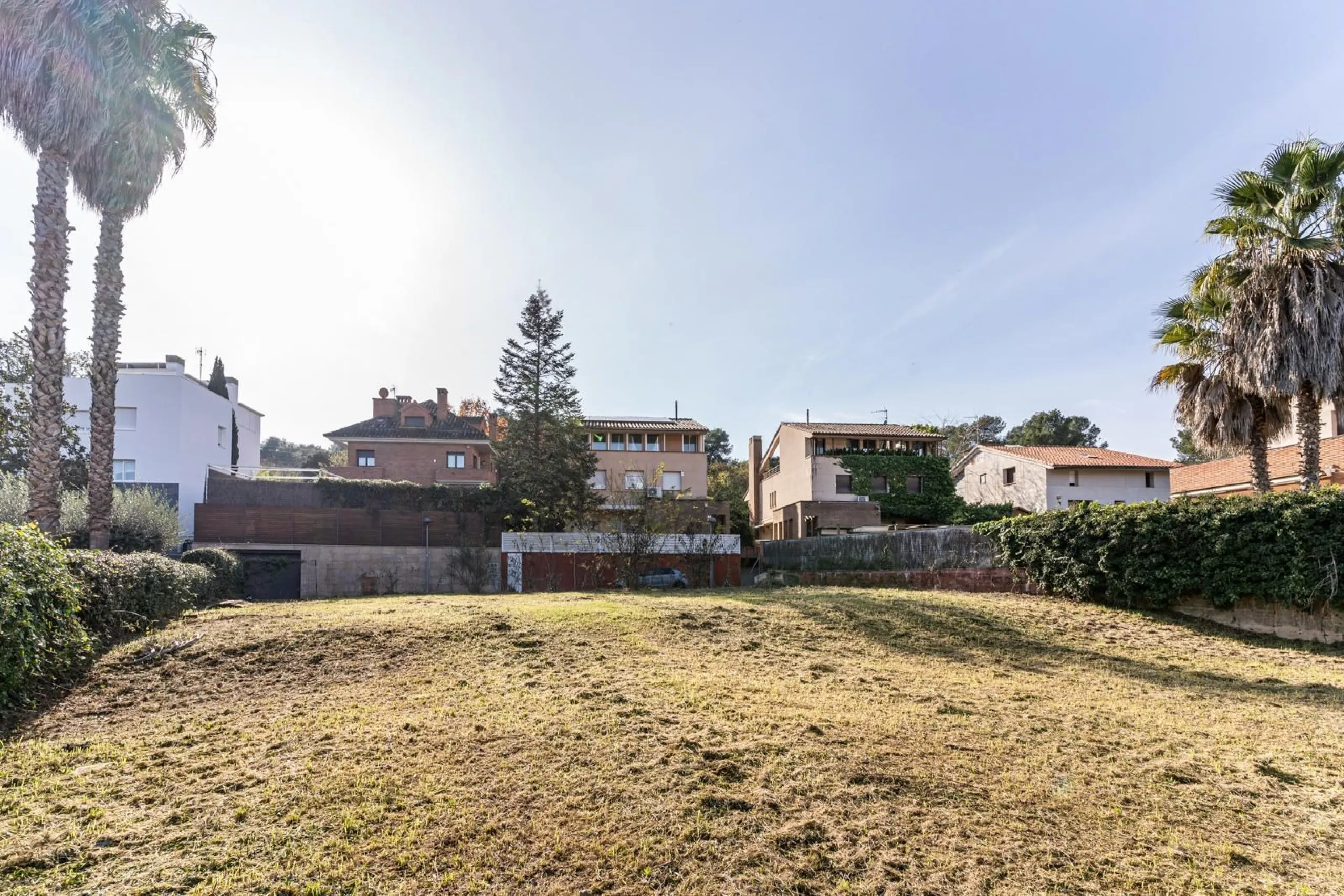 Parcela exclusiva en Can Trabal para proyecto de lujo, Barcelona
