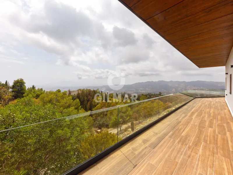Chalet Independiente en Colmenar (Málaga) - Málaga