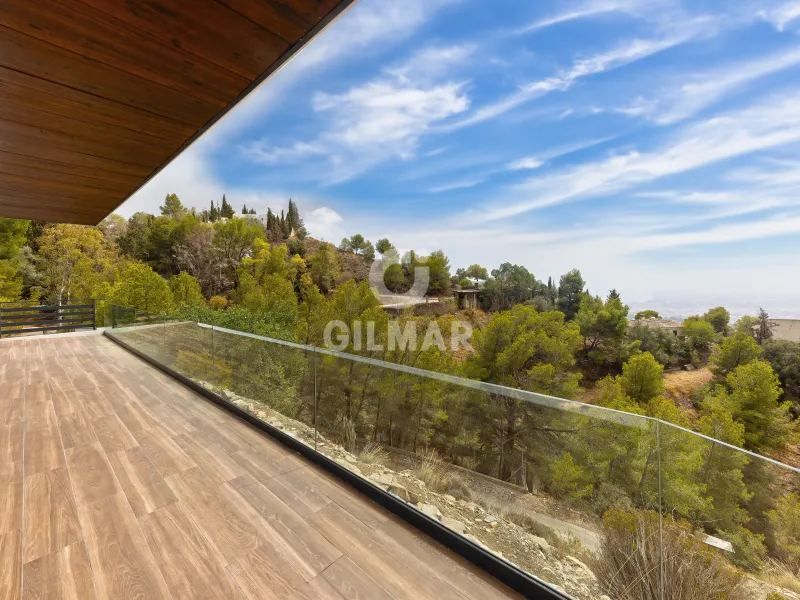 Chalet Independiente en Colmenar (Málaga) - Málaga