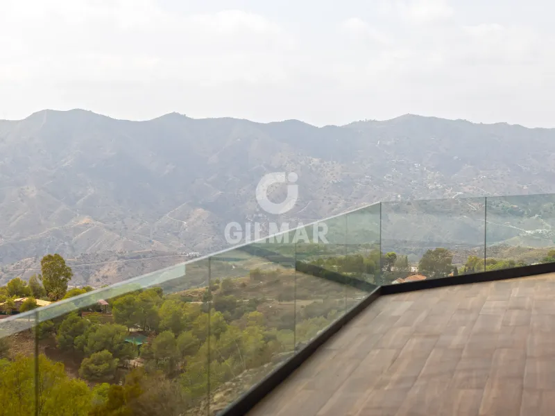 Chalet Independiente en Colmenar (Málaga) - Málaga