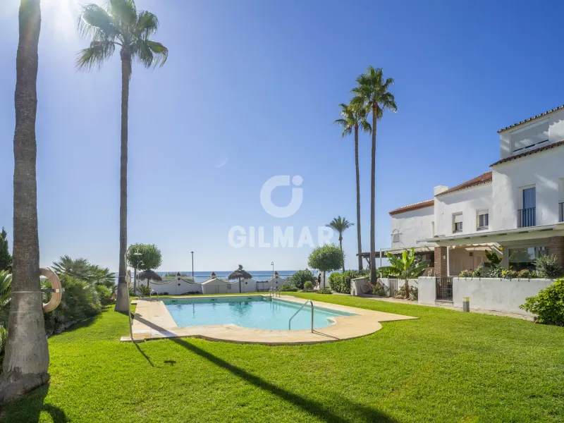 Semi-detached house in Casares - Málaga
