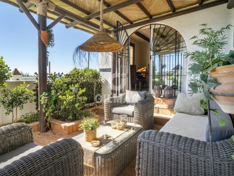 Semi-detached house in Casares - Málaga