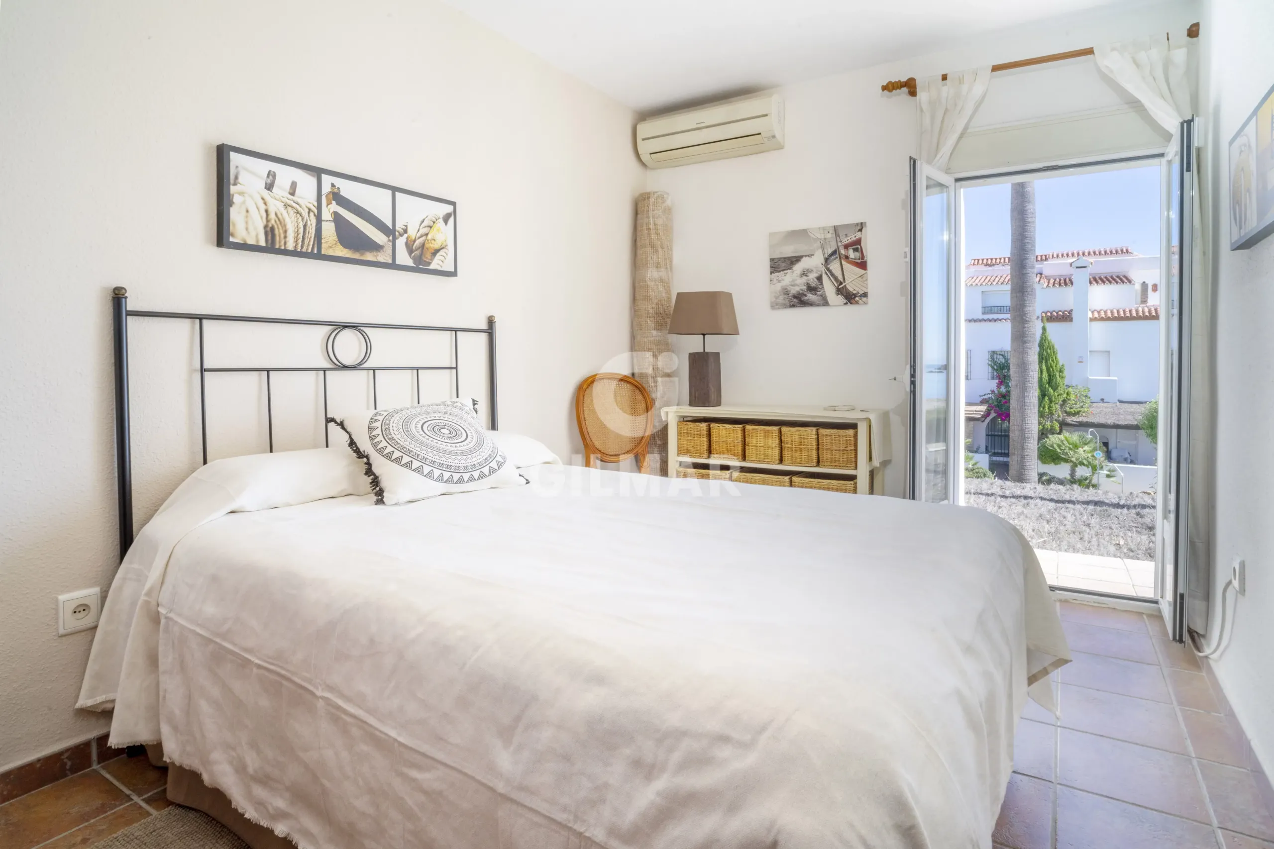 Semi-detached house in Casares - Málaga