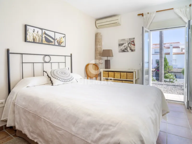 Semi-detached house in Casares - Málaga