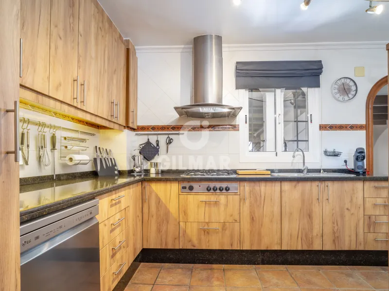 Semi-detached house in Casares - Málaga