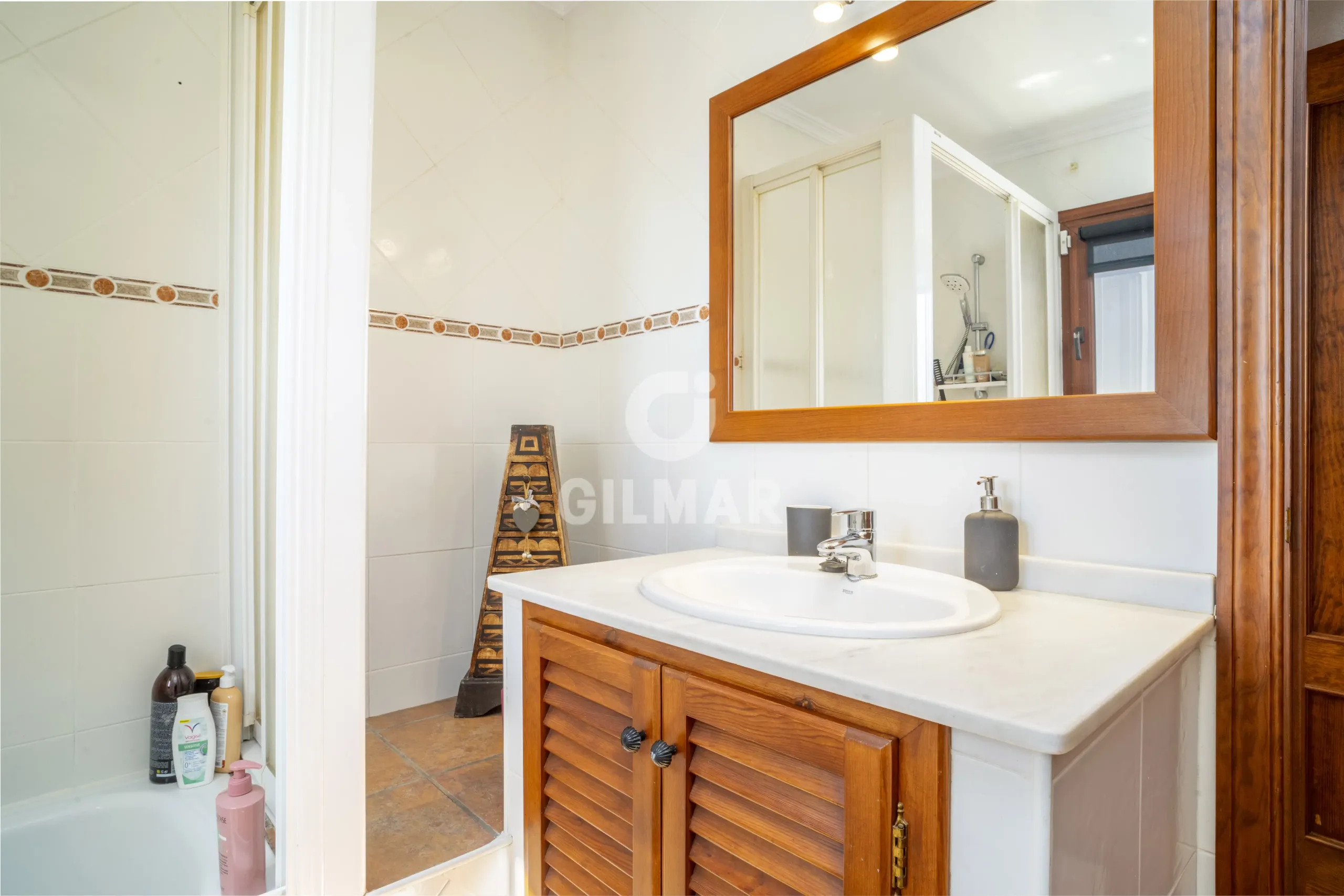 Semi-detached house in Casares - Málaga