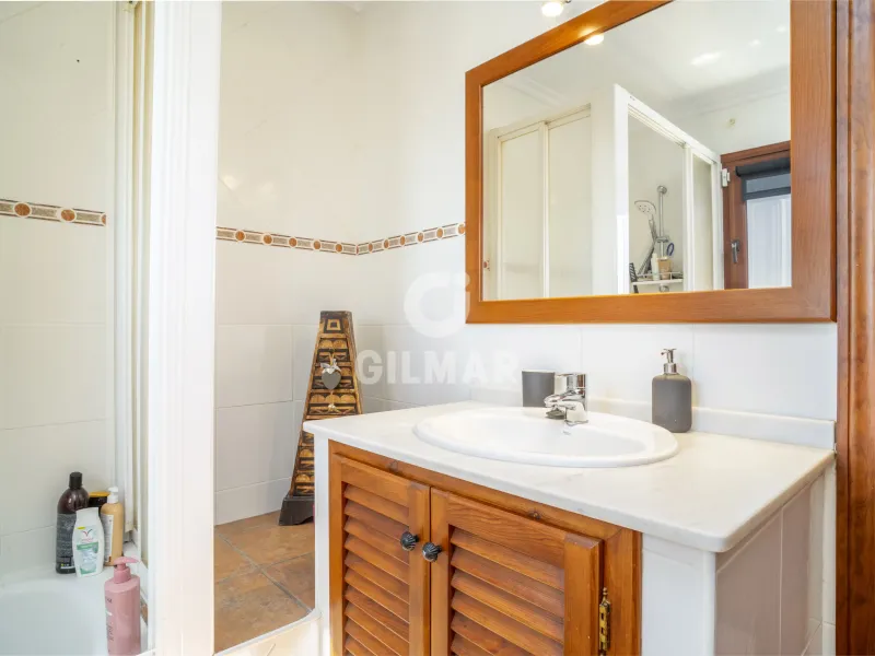Semi-detached house in Casares - Málaga