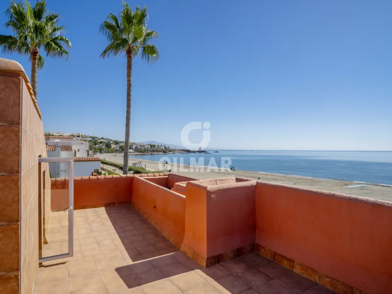 Semi-detached house in Casares - Málaga
